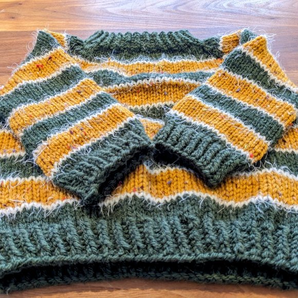 Yellow-Green striped Overseized long sleeved Hand knit sweater pullover for babi - Picture 2 of 4